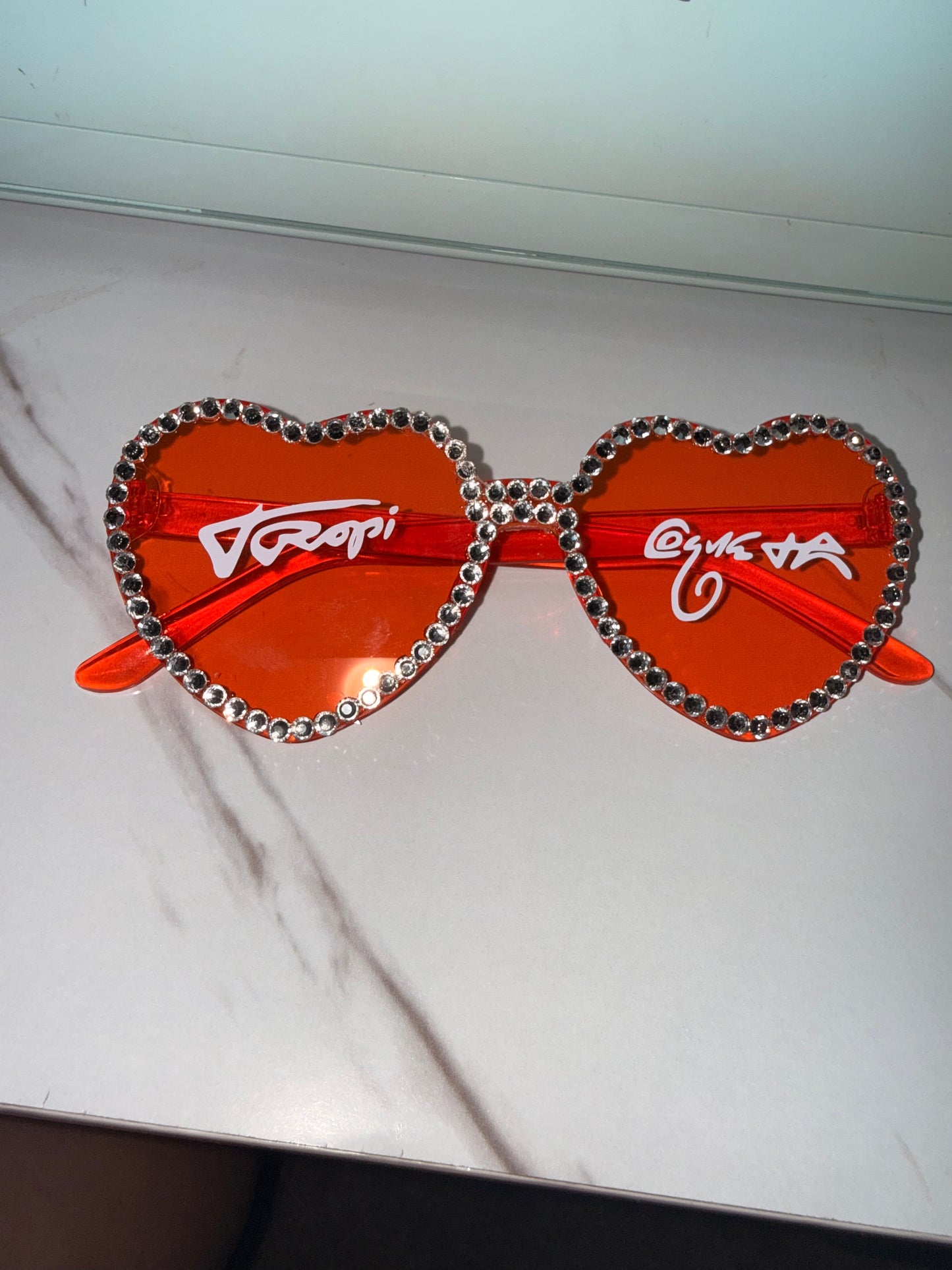 Tropicoqueta Heart Glasses
